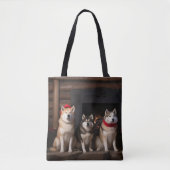 Akita bij de open haard Kerstmis Tote Bag (Voorkant)