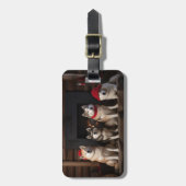 Akita bij de open haard met Kerst Bagagelabel (Voorkant verticaal)