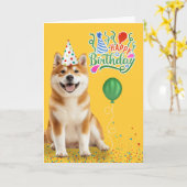 Akita Dog in Party Hat on Yellow Birthday Kaart (Gele Bloem)