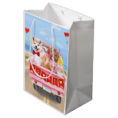 Akita Dog Valentijnsdag Truck Hearts Medium Cadeauzakje (Achterkant Gekanteld)