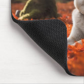 Akita in herfst laat Herfst geïnspireerd Muismat (Hoek)