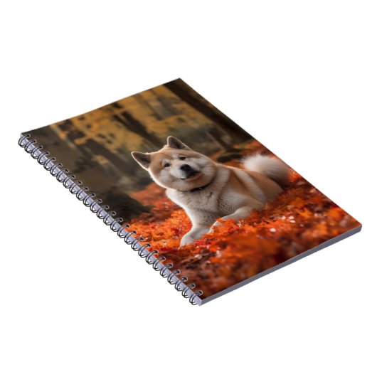 Akita in herfst laat Herfst geïnspireerd Notitieboek (Rechterzijde)