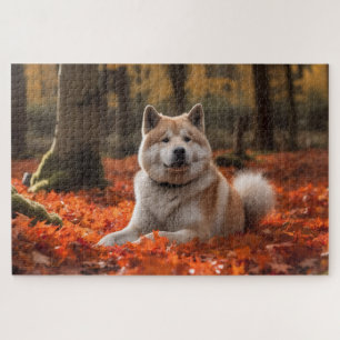 Akita in herfstbladeren vallen geïnspireerd legpuzzel