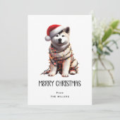 Akita in kerstlichtjes verpakt Prettig kerstfeest  Feestdagenkaart (Staand voorkant)