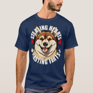 Akita Inu Grappige Stealing Harten Blasting Schete T-shirt