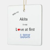 Akita Liefde bij Eerste Lick Keramisch Ornament (Links)