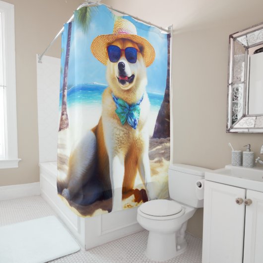 Akita op strand, zomercadeau voor hondenliefhebber douchegordijn (In situ)