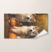 Akita Puppy Herfst Delight Pompoen Bad Handdoek (Handdoek)