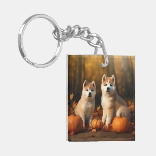 Akita Puppy Herfst Delight Pompoen Sleutelhanger (Voorkant Links)