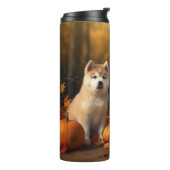 Akita Puppy Herfst Delight Pompoen Thermosbeker (Gedraaid links)