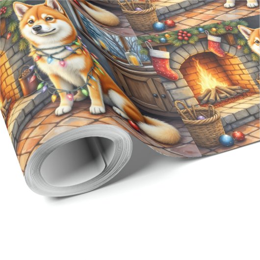 Akita Sitting by Fireplace with Christmas Lights Cadeaupapier (Rol Hoek)