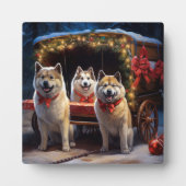 Akita Snowy Sleigh Ride Kerstdecoratie Fotoplaat (Voorkant)