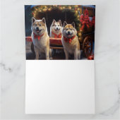 Akita Snowy Sleigh Ride Kerstdecoratie Kaart (Binnen)
