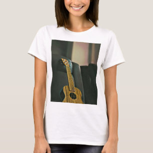 akoestiek bass electric guitar gift t-shirt