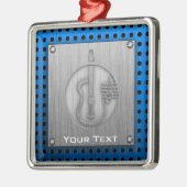 akoestische gitaar; blik van geborsteld metaal metalen ornament (Links)