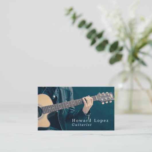 Akoestische gitaar, gitarist, professioneel muzika visitekaartje (Staand voorkant)