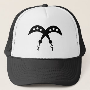AKOFENA   Symbool Adinkra Courage en Valor Trucker Pet
