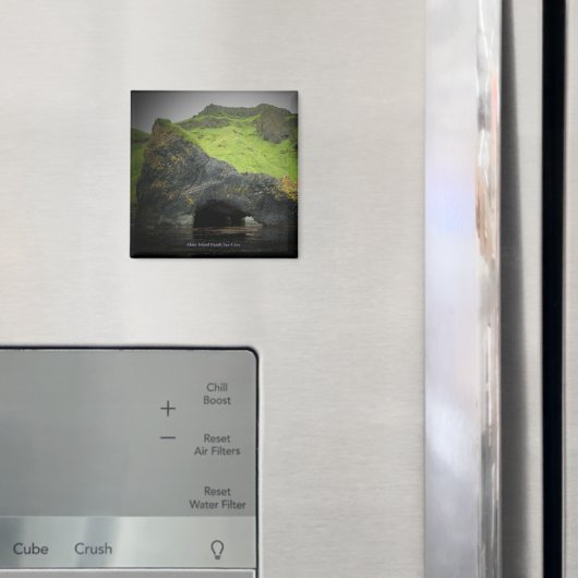 Akun Island Basalt Zee Cave Magneet (Insitu (Koelkast))