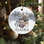 Alaska Animals Beer Wolf Moose Keramisch Ornament<br><div class="desc">Dit ontwerp kan op het gebied worden gepersonaliseerd dat door de foto en/of tekst te veranderen wordt verstrekt. Of het kan worden aangepast door te klikken deze Sjabloon personaliseert en dan de klik te kiezen om verdere optie aan te passen en de kleur van de achtergrond te schrappen of te...</div>