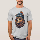 Alaska Bear with Beanie  T-shirt (Voorkant)