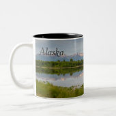 Alaska Coffee Mugs - Mountain Reflection Tweekleurige Koffiemok (Links)
