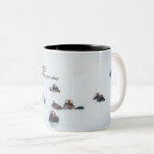 Alaska Coffee Mugs - Zee Otters Tweekleurige Koffiemok (Voorkant rechts)