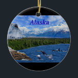 Alaska Keramisch Ornament<br><div class="desc">Een combinatie van foto's uit verschillende delen van Alaksa. Omvat het nationale park van Denali. Holgate Glacier in het Kenai Fjords National Park. Humpback Whales, Orca's & Zee Lions uit het Kenai Fjords National Park. Op zoek naar meer prints of producten? Je kunt mijn winkel bezoeken: http://www.zazzle.com/timelessmomentsphtgy Deze foto is...</div>