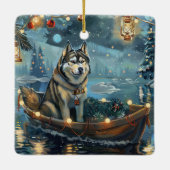 Alaska Malamute Kerst Feestelijke reis Keramisch Ornament (Achterkant)