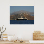 Alaska Ocean, Factory Trawler in Dutch Harbour, AK Poster (Keuken)