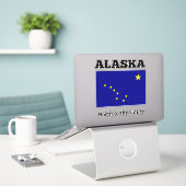 Alaska staatsvlag, gelabeld met de staatsdevies sticker (Laptop op bureau)
