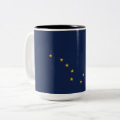 Alaska-vlag Tweekleurige Koffiemok (Voorkant links)