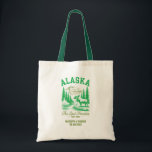 Alaska Wedding Welkom Gift Bruidsmeisjes, Gasten Tote Bag<br><div class="desc">Geef uw gasten een gedenkwaardig en attent welkom met deze prachtig ontworpen bruiloft welkomsttas met Alaska-thema. Met een stijlvol afbeelding van de staat Alaska, is deze tas ideaal voor het houden van lokale lekkernijen, routekaarten of gezellige cadeaus voor uw gasten. Of je nu "ik doe" onder het noorderlicht, in de...</div>