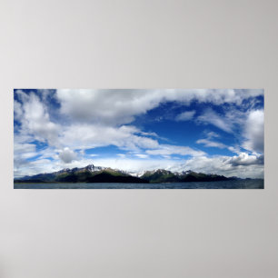 Alaskaanse lucht, bergen en oceaan panorama poster