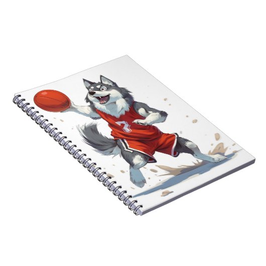 Alaskaanse Malamute-hond speelt basketbal Notitieboek (Rechterzijde)
