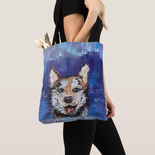 Alaskan Borealis Pup Tote Bag (Dichtbij)
