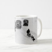 Alaskan Dogsled & Army Trucks Koffiemok (Voorkant rechts)