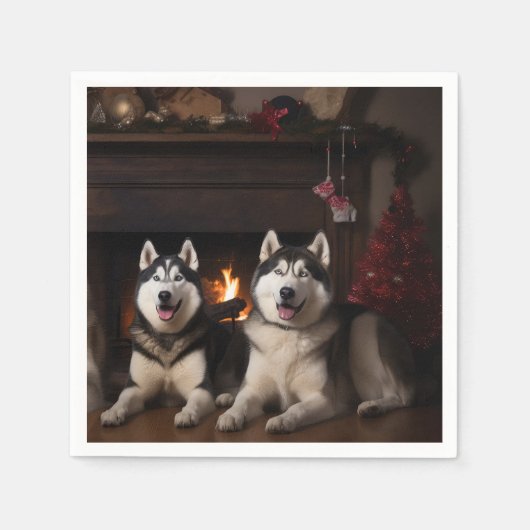 Alaskan Malamute bij de open haard Kerstmis Servet (Voorkant)