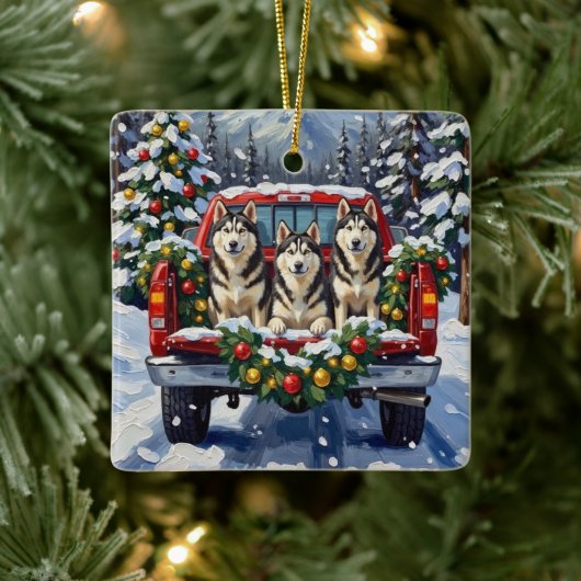 Alaskan Malamute Christmas Red Truck Holiday Keramisch Ornament (Boom)