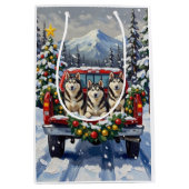 Alaskan Malamute Christmas Red Truck Holiday Medium Cadeauzakje (Voorkant)