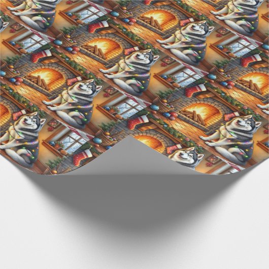 Alaskan Malamute Fireplace with Christmas Lights Cadeaupapier (Hoek)