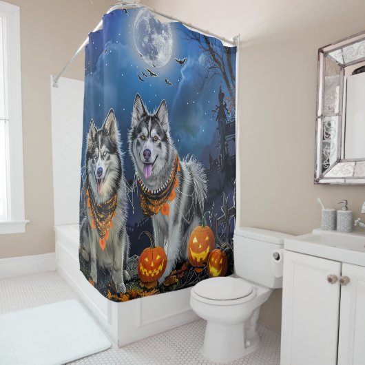 Alaskan Malamute Halloween Spooky Douchegordijn (In situ)