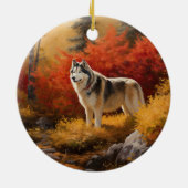Alaskan Malamute in door herfstbladeren geïnspiree Keramisch Ornament (Achterkant)
