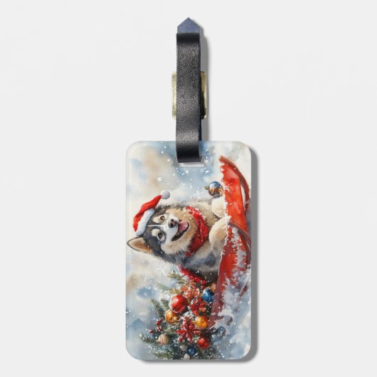 Alaskan Malamute in Sledge Laat het Sneeuw Kerstmi Bagagelabel (Achterkant verticaal)
