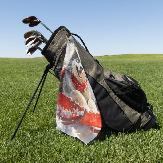 Alaskan Malamute in Sledge Laat het Sneeuw Kerstmi Golfhanddoek (Groen)