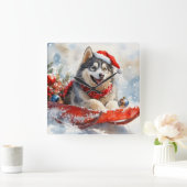 Alaskan Malamute in Sledge Laat het Sneeuw Kerstmi Vierkante Klok (Huis)