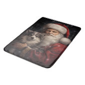 Alaskan Malamute met Kerstman Kerstmis Badmat (Gekanteld)