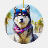 Alaskan Malamute op Beach, zomercadeau Keramisch Ornament (Achterkant)