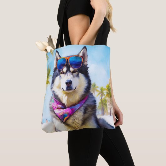 Alaskan Malamute op Beach, zomercadeau Tote Bag (Dichtbij)