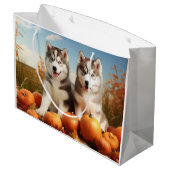 Alaskan Malamute Puppy Herfst Delight Pompoen Groot Cadeauzakje (Achterkant Gekanteld)