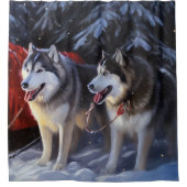 Alaskan Malamute Snowy Sleigh Ride Kerstmis Douchegordijn (Voorkant)